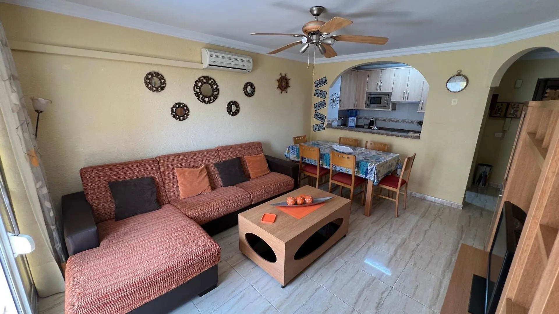 Apartment Apartamento Piramides Caleta De Velez